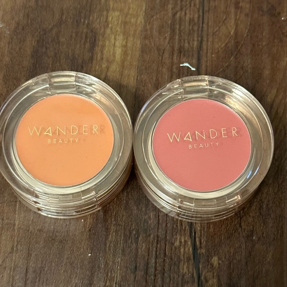 Wander Beauty Cream Blush balm in Sweet Talker and Rendezvous - Picture 1 of 2